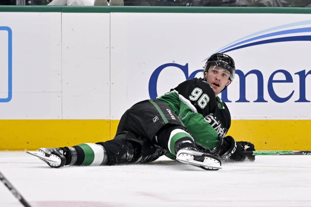 Ikävä paljastus NHL-tähti Mikko Rantasen olympiamatkasta Ikävä paljastus NHL-tähti Mikko Rantasen olympiamatkasta