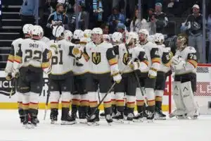 NHL:ssä selvisi taas yksi jatkaja – tähtipelaaja pelasi huiman illan