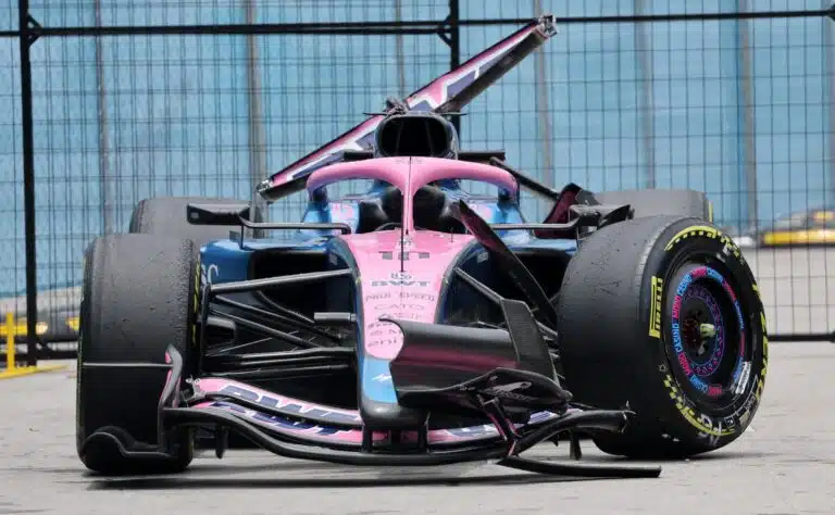 F1-kisassa raju vaaratilanne – nyt tuli anteeksipyyntö