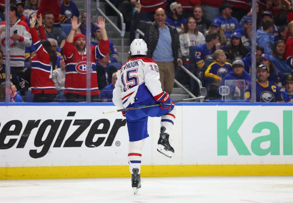 Montreal Canadiens sorvasi tärkeitä sopimuksia Alex Newhook, Montreal Canadiens