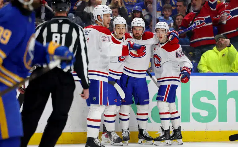 Nöyryyttävä tappio NHL:n pudotuspeleissä – saako suomalaistähti uuden mahdollisuuden?