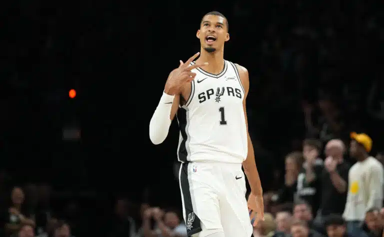 NBA-supertähdeltä aivan uskomaton temppu