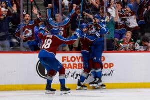 NHL-toimittajat nostivat kolme Stanley Cup -suosikkia esiin – ”Helppo valinta ykköseksi”