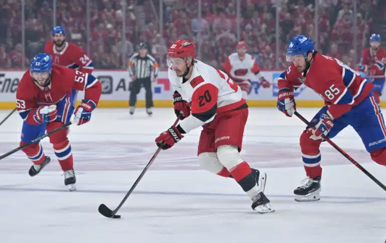 Sebastian Aho onnistui jälleen – Carolina voiton päähän Stanley Cup -finaaleista