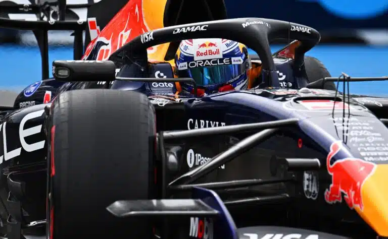 Max Verstappen raivostui tiimilleen - tämä oli se huolestuttavin asia Max Verstappen raivostui tiimilleen – tämä oli se huolestuttavin asia