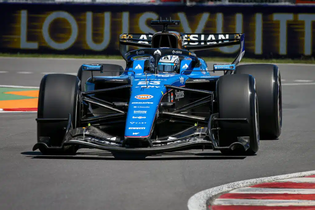 F1-kuski törmäsi eläimeen kesken harjoitusten vakavin seurauksin F1-kuski törmäsi eläimeen kesken harjoitusten vakavin seurauksin