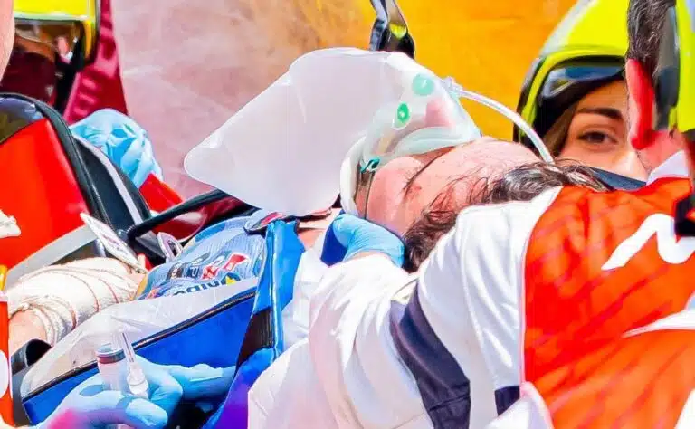 MotoGP-tähti kammokolarissa – kiidätettiin helikopterilla sairaalaan