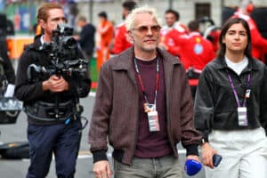 Entinen F1-mestari palaa kilparadoille