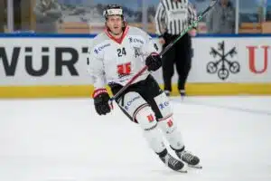Kulta-Leijonalta lähtö seurasta