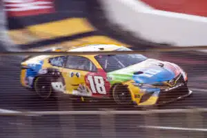 41-vuotias NASCAR-legenda ajoi simulaattoria – muutamaa tuntia myöhemmin hän oli kuollut