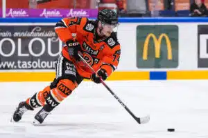 Ässät kaappasi toisen Liiga-joukkueen kapteenin – ”Vahvistaa kokemuksellaan ja monipuolisuudellaan”