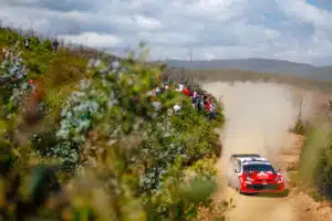 EK4: Sami Pajari räväytti hurjat pohjat – Oliver Solberg romahti