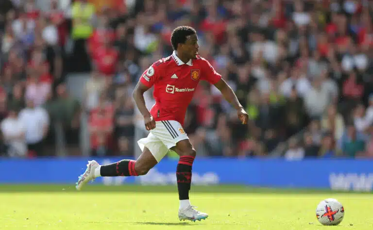 Manchester United tiedotti flopin lähtevän kesällä