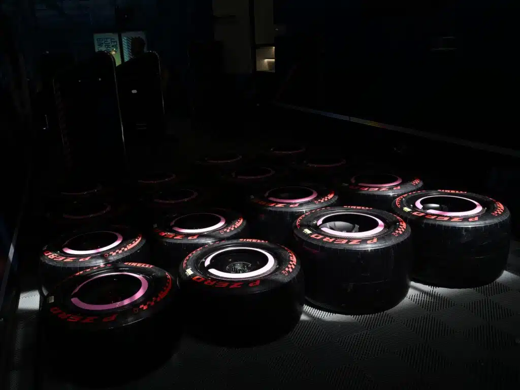 F1-sarjassa iso päätös tulevaisuudesta – iso nimi jatkaa pääroolissa