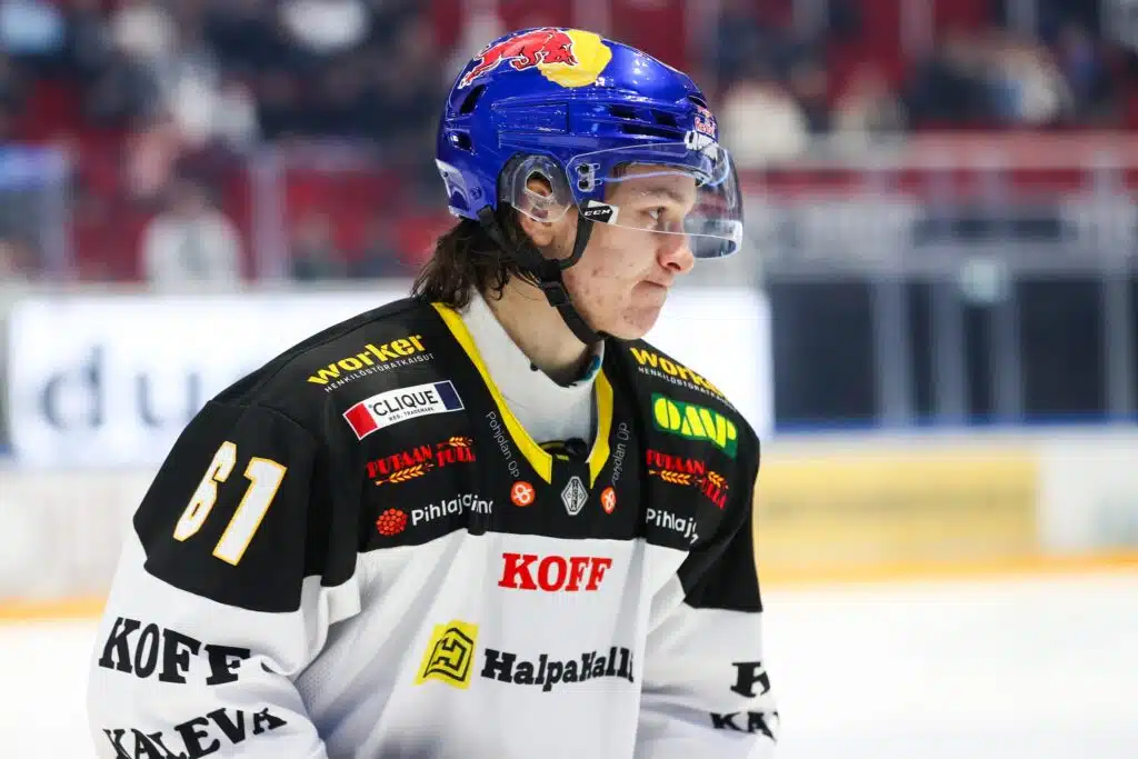 Nyt jysähti: yllättävä suomalaisnimi kaupattiin NHL:ssä
