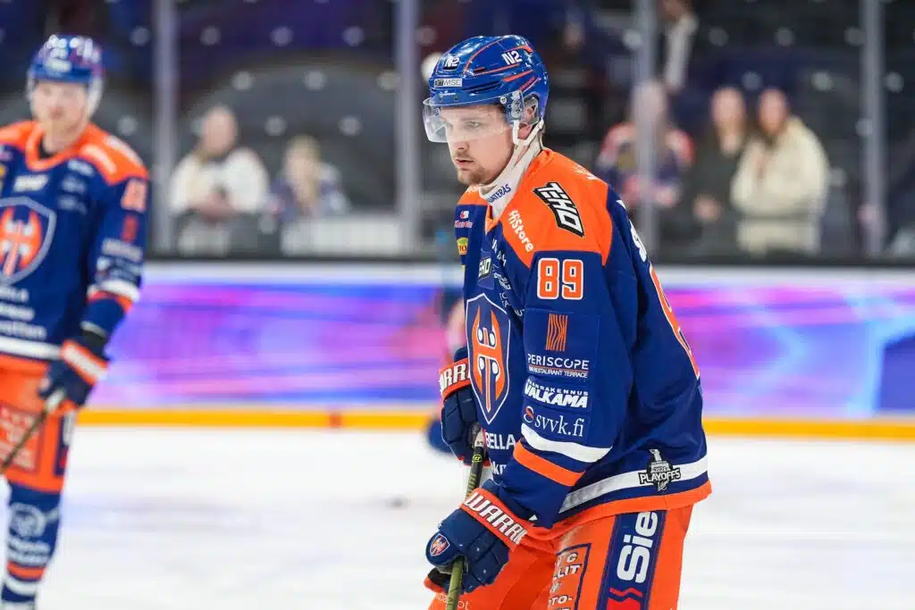 Asiantuntijoilta kovia arvioita - onko tässä Suomen seuraava NHL-tähti? Asiantuntijoilta kovia arvioita – onko tässä Suomen seuraava NHL-tähti?