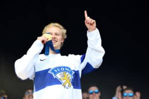 Kulta-Leijonien kotikaupunki huomio mestareita erityisellä tavalla