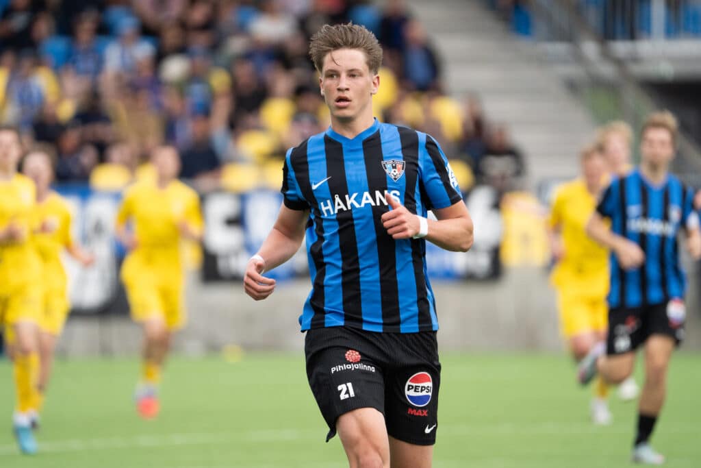 Veikkausliigan läpimurtotähti vihjasi tulevaisuudestaan Atleetille - jätti jalkapallojättiläisen aiemmin Veikkausliigan läpimurtotähti vihjasi tulevaisuudestaan Atleetille – jätti jalkapallojättiläisen aiemmin
