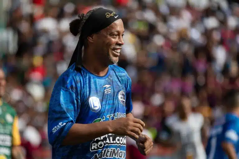 Brassilegenda Ronaldinho: sensaatiomainen paluu