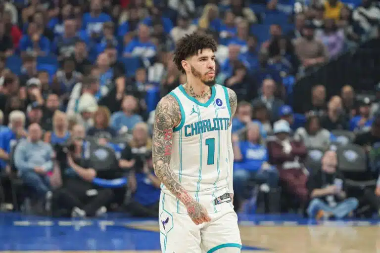 NBA-tähden ympärillä hurjia huhuja – monta ottajaa