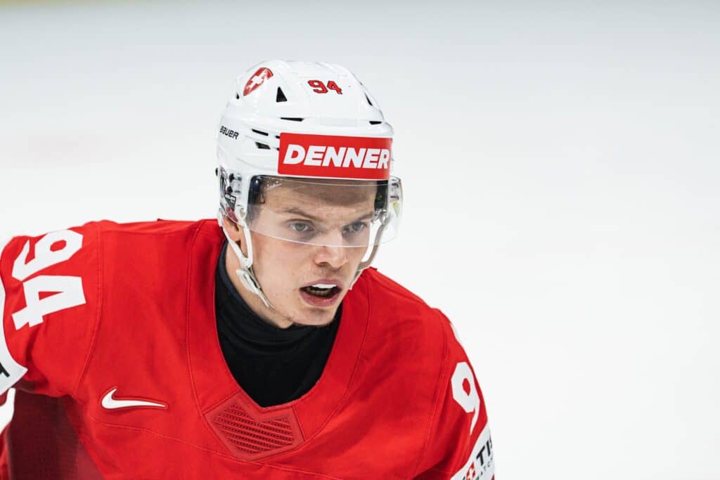 Jääkiekon MM-mitalistille NHL-sopimus - seuralle jättikorvaus Jääkiekon MM-mitalistille NHL-sopimus – seuralle jättikorvaus