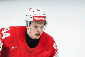 Jääkiekon MM-mitalistille NHL-sopimus - seuralle jättikorvaus Jääkiekon MM-mitalistille NHL-sopimus – seuralle jättikorvaus
