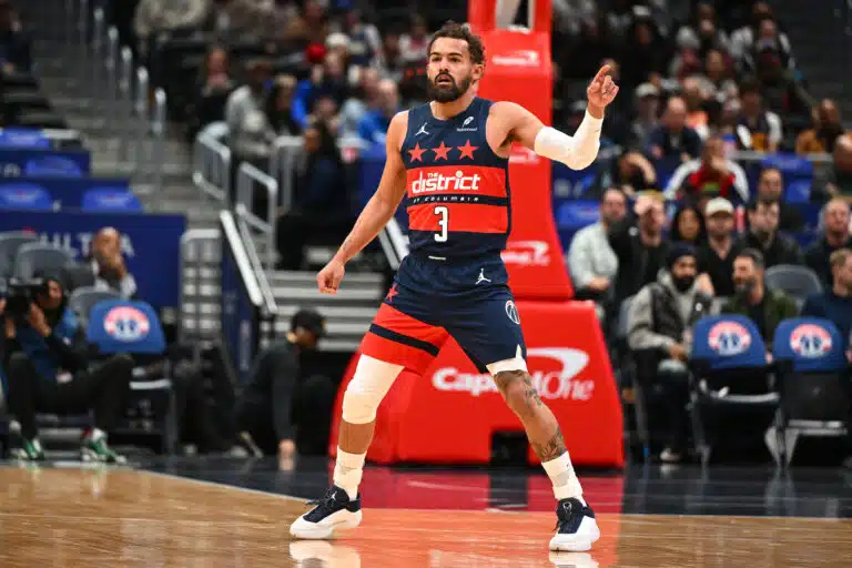 NBA:n supertähti hylkäämässä jättimäisen sopimusoption – vapaille markkinoille iso kala?