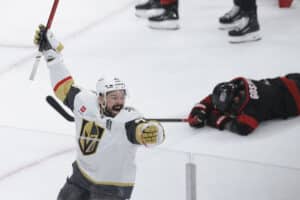Carolina joutui pyörremyrskyyn – Vegas vei maalijuhlat