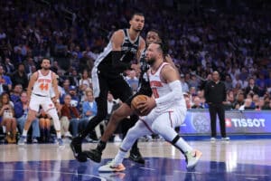Victor Wembanayamalta suoraa tekstiä rumasta mahalaskusta – NBA:n historiallinen mestaruus katkolla