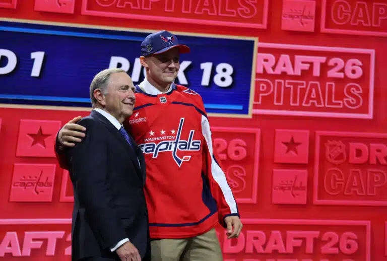 NHL-pomolta kova povaus suomalaisvarauksesta – ”Olemme iloisia saadessamme hänet”