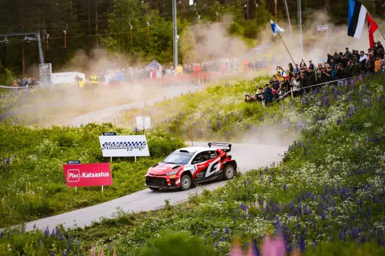 Rallissa nähtiin melkoinen yllätys: lupaava nuori kuljettaja pisti Esapekka Lappia päihin