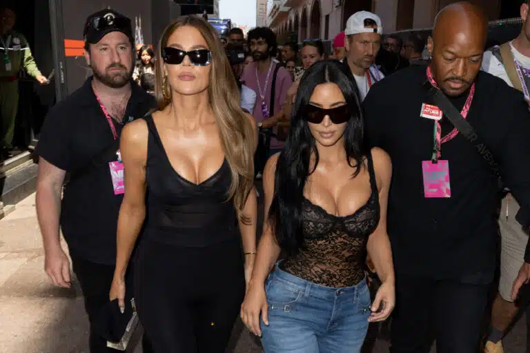 Kim Kardashian kannustaa Lewis Hamiltonia Monacossa – näitä asioita ei suvaita F1-varikolla