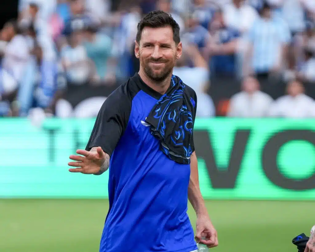 Lionel Messi palasi ja teki maalin - Argentiinalta myrskyvaroitus Lionel Messi palasi ja teki maalin – Argentiinalta myrskyvaroitus