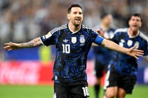 Lionel Messi Argentiinan pelastaja – Iranille tyly kohtalo