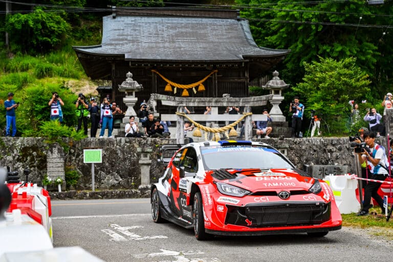 Jari-Matti Latvalan ja Juha Kankkusen ele teki Toyota-pomoon vaikutuksen – ”Upea hetki”