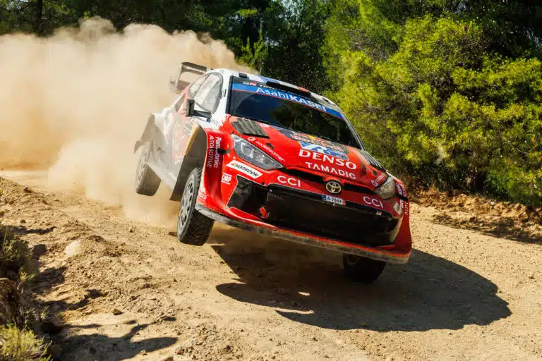 EK8: Voittotaistelu tiivistyy Kreikan MM-rallissa