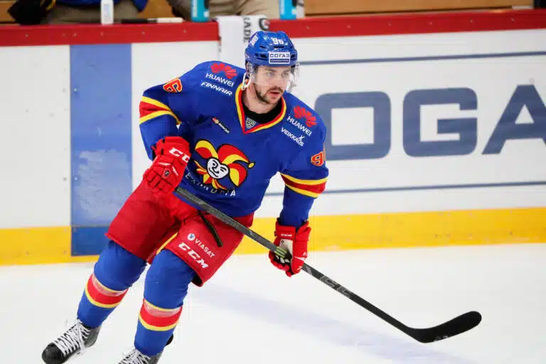 Jokereissa flopannut hyökkääjä sai töitä – siirtyy NHL:ään