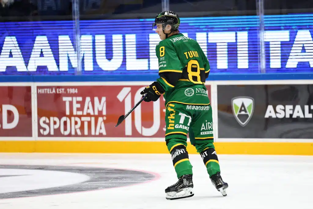 Ilveksen kiekkolupaus lähtee Pohjois-Amerikkaan Ossi Tukio