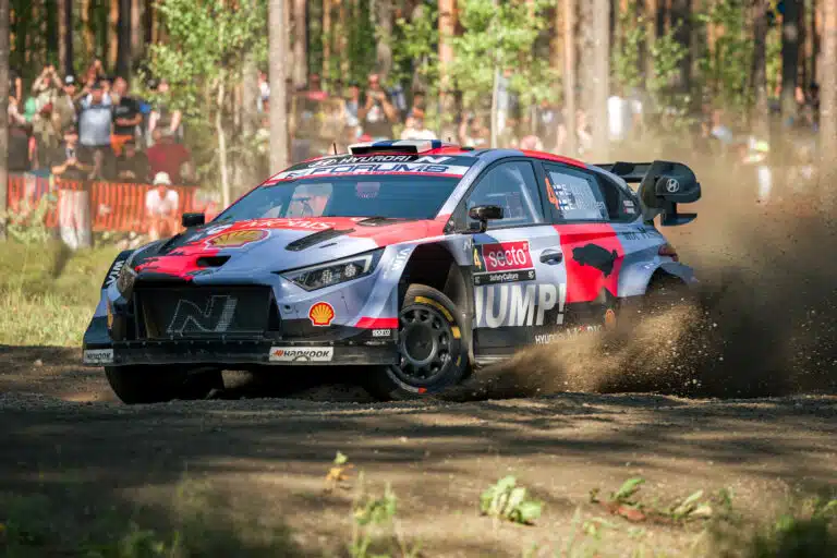 Hyundain Esapekka Lappi ajoi Jyväskylässä ulos