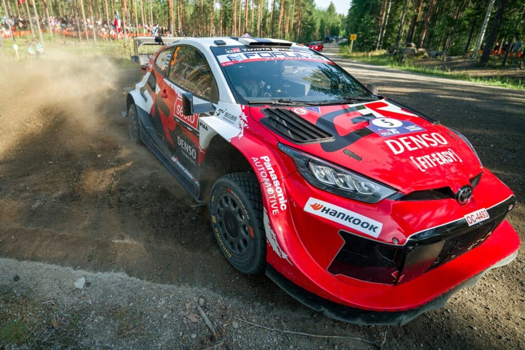 EK7: Suomen MM-rallissa hirvittävä keli - Toyota-tähdeltä raju arvio EK7: Suomen MM-rallissa hirvittävä keli – Toyota-tähdeltä raju arvio