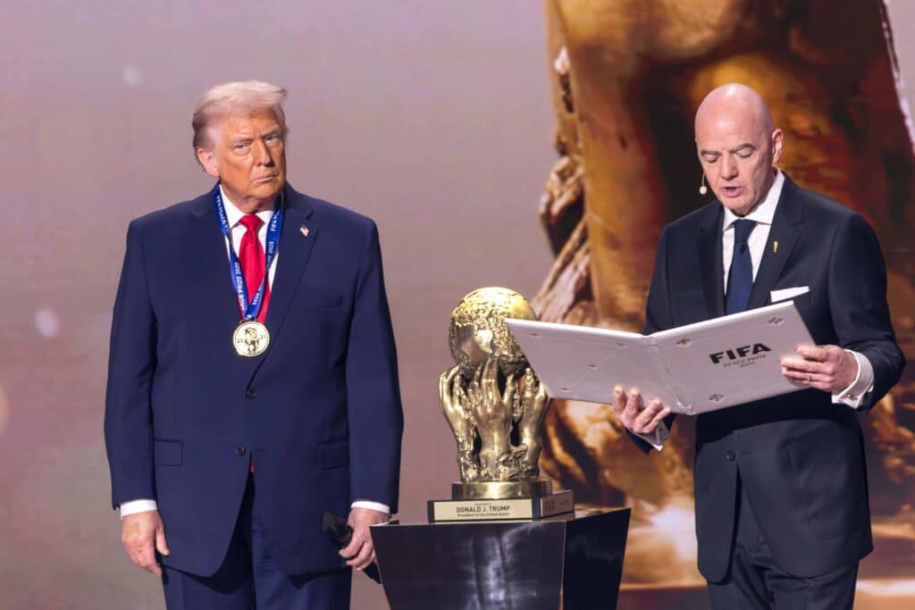 Fifa tuo vielä yhden uudistuksen jalkapallon MM-finaaliin – Donald Trump viimein paikalla Fifa tuo vielä yhden uudistuksen jalkapallon MM-finaaliin – Donald Trump viimein paikalla