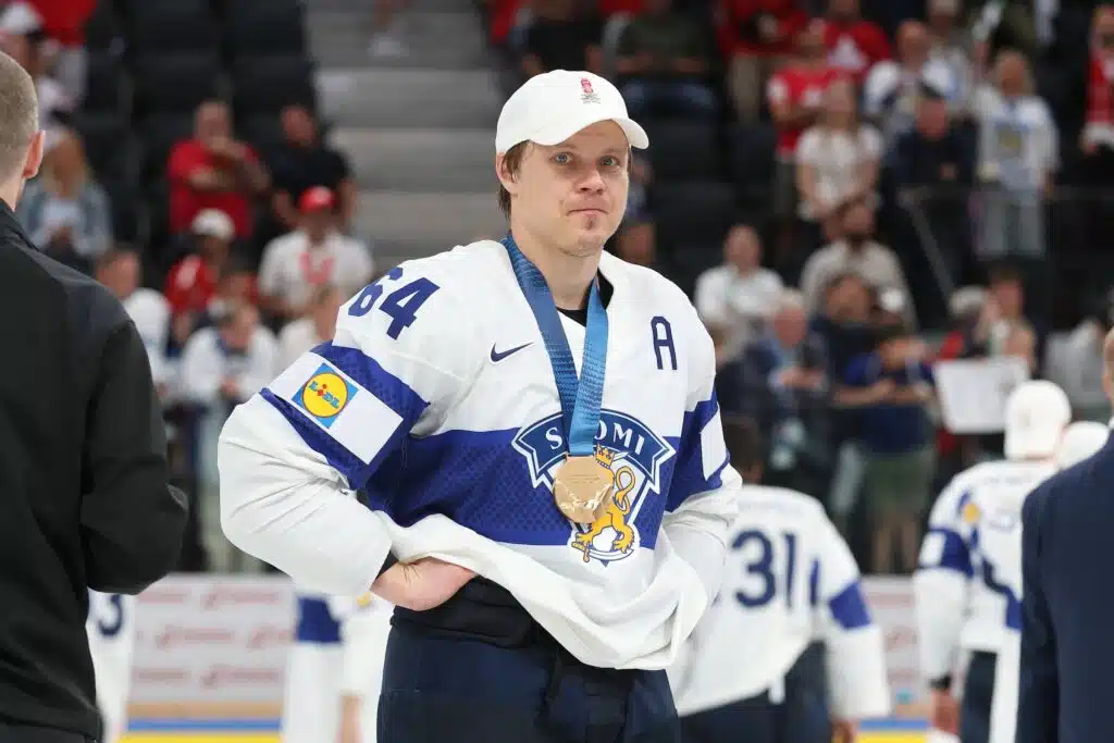 Taivas varjele mikä veto - Mikael Granlund saavutti hurjan rajapyykin Mikael Granlund