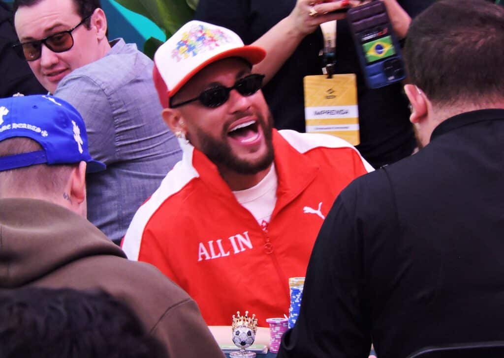 Neymar sai raivon aikaan Brasiliassa – vastasi pilkkaan nauraen: ”Voi hyvänen aika” Neymar sai raivon aikaan Brasiliassa – vastasi pilkkaan nauraen: ”Voi hyvänen aika”