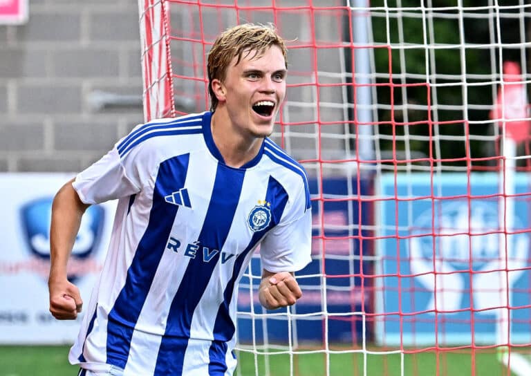 HJK täydensi kolmen suoran – suomalaisen jalkapallon juhlapäivä sai täydellisen lopun