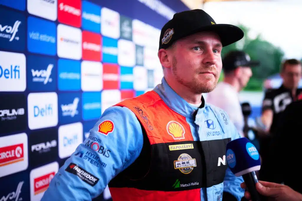 Esapekka Lappi ihmetteli yhtä asiaa Viron MM-rallissa – "Vaikea ymmärtää" Esapekka Lappi
