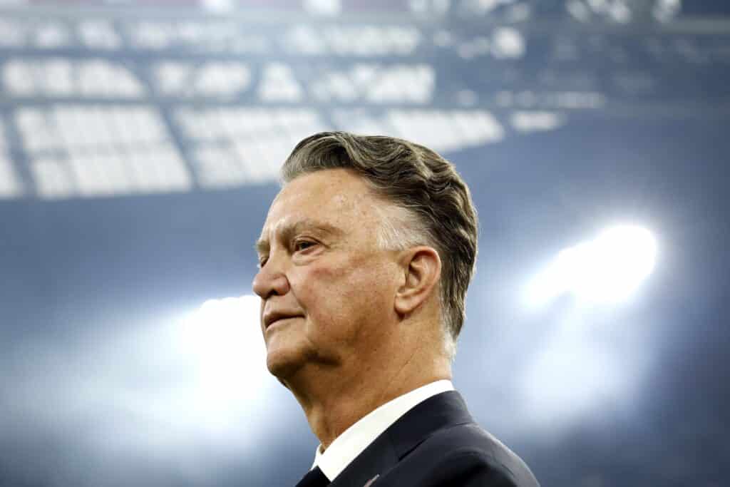 Louis Van Gaal valmis paluuseen - vain yksi pesti kelpaa Louis Van Gaal valmis paluuseen – vain yksi pesti kelpaa