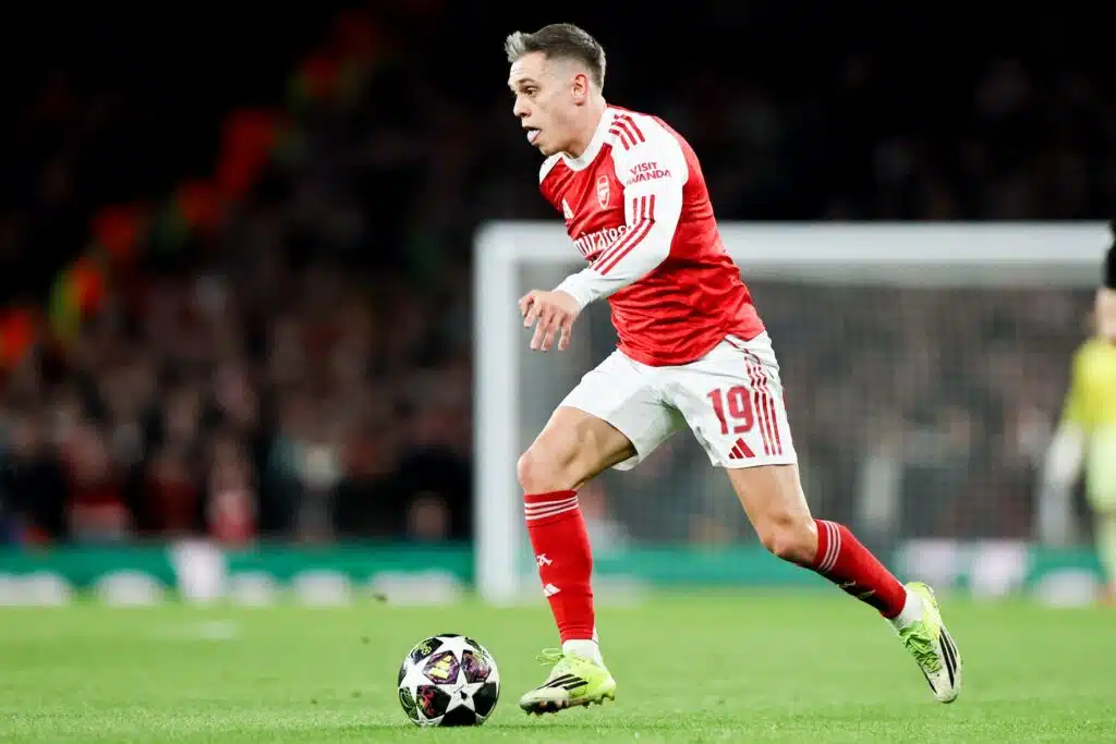 Arsenalin mestaruussankari lähtee yllättävään osoitteeseen – Leandro Trossard sopinut siirrosta Arsenalin mestaruussankari lähtee yllättävään osoitteeseen – Leandro Trossard sopinut siirrosta