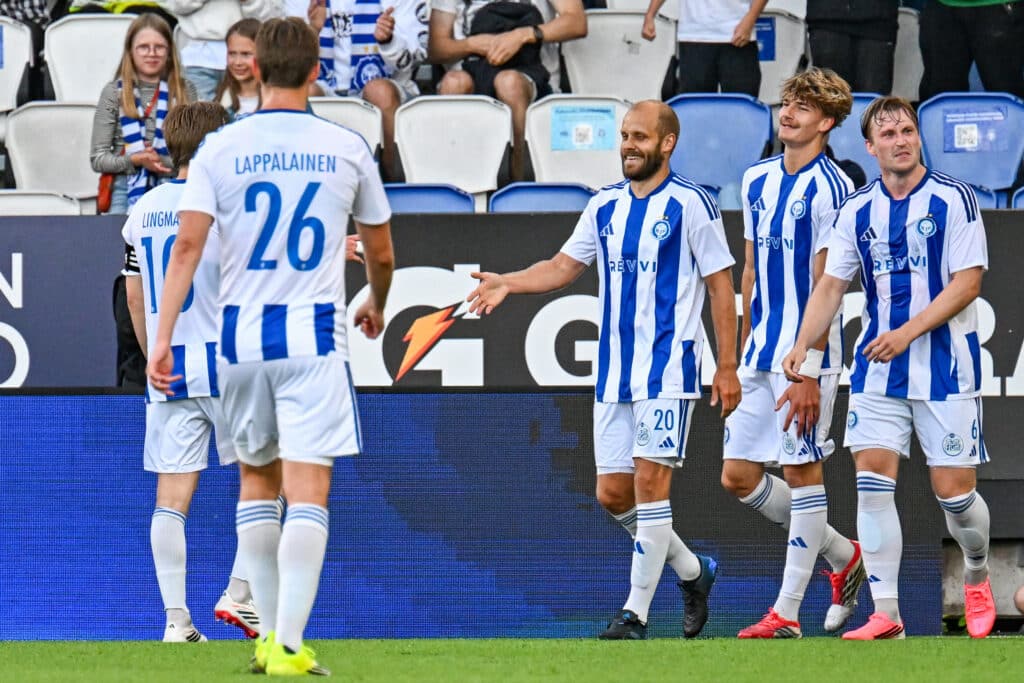 Teemu Pukki liekeissä ja HJK heräilee - näin arvioi päävalmentaja Joonas Rantanen Teemu Pukki liekeissä ja HJK heräilee – näin arvioi päävalmentaja Joonas Rantanen