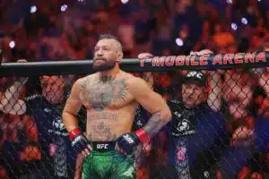 Conor McGregorin paluu päättyi tuskaan – nyt UFC-mestari heittää ilmoille rajun epäilyn Conor McGregorin paluu päättyi tuskaan – nyt UFC-mestari heittää ilmoille rajun epäilyn