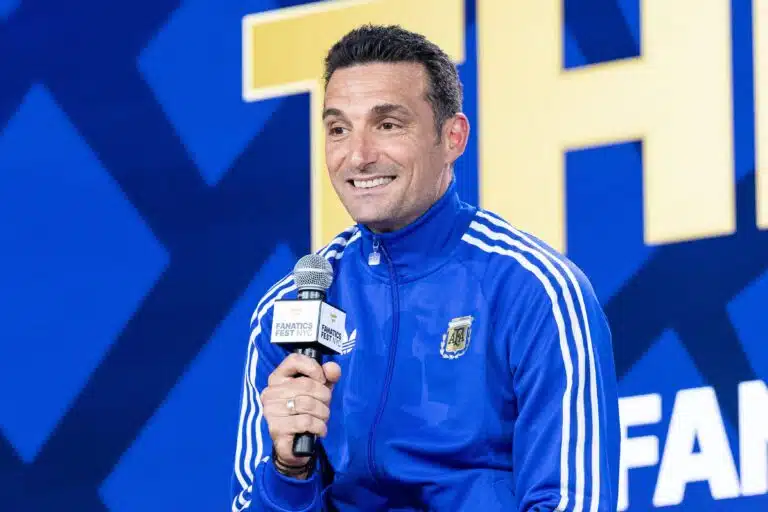Lionel Scaloni yllätti finaalissa – kolme muutosta Argentiinan avaukseen Espanjaa vastaan